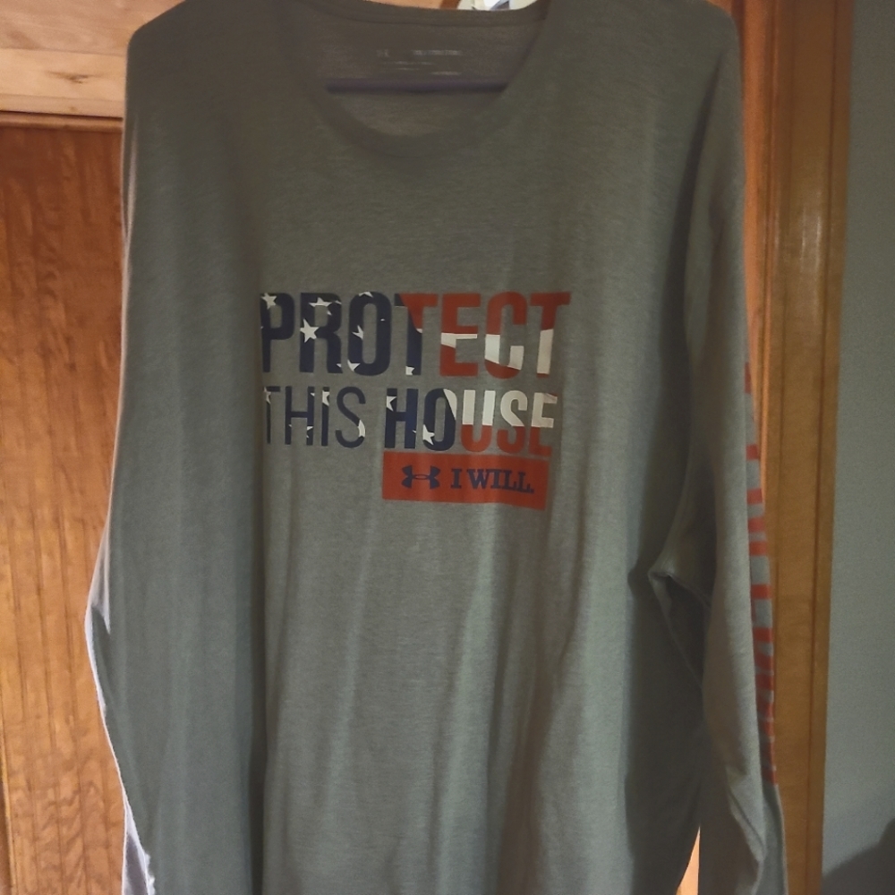 Under armour men's long sleeve tee